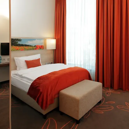 H4 Hotel