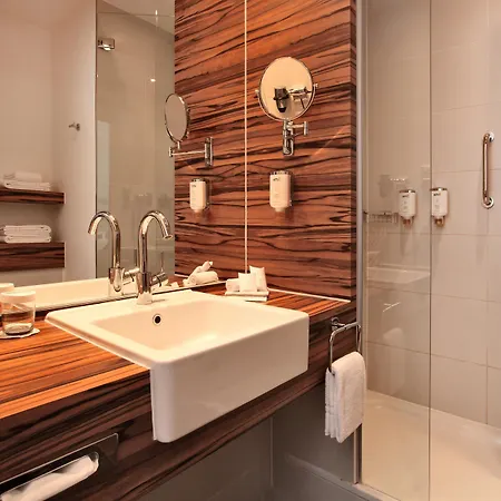 H4 Otel